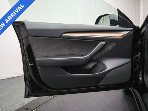 Used 2022 Tesla Model 3 image 42