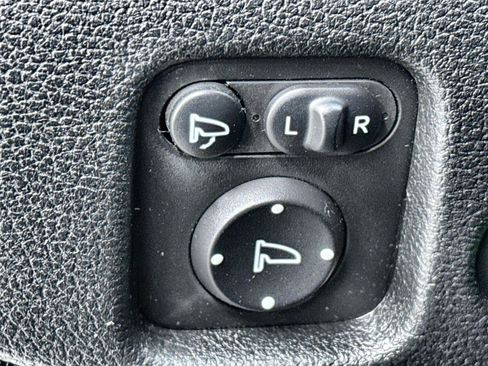 Used 2021 Honda Pilot Black Edition image 16