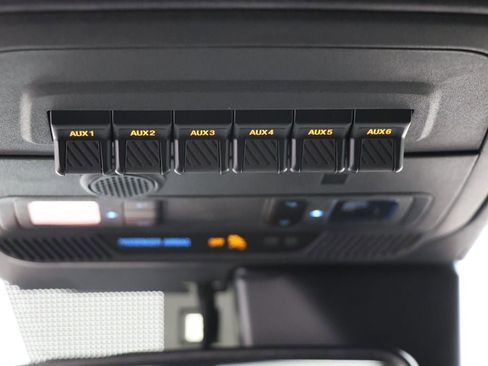 Used 2023 Ford Bronco Wildtrak AWD/4WD image 27