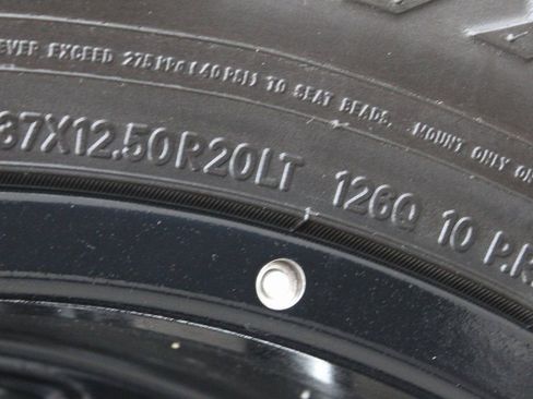 Used 2024 Chevrolet Silverado 3500 High Country w/ High Country Premium Package image 49