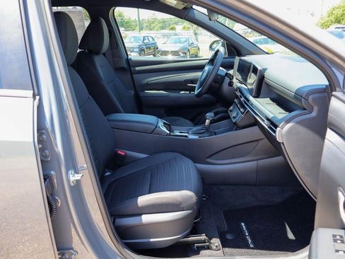 New 2026 Hyundai Santa Cruz SE FWD image 8