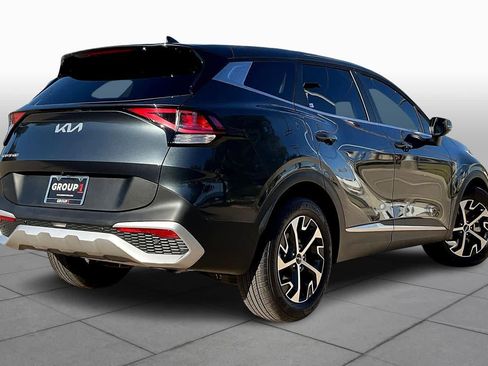 Used 2025 Kia Sportage EX image 12