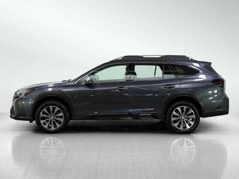 Used 2025 Subaru Outback Touring XT image 2