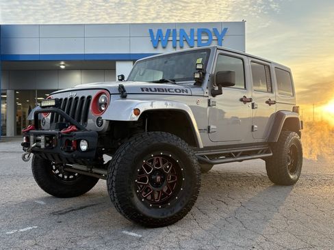 Used 2016 Jeep Wrangler Unlimited Rubicon image 1