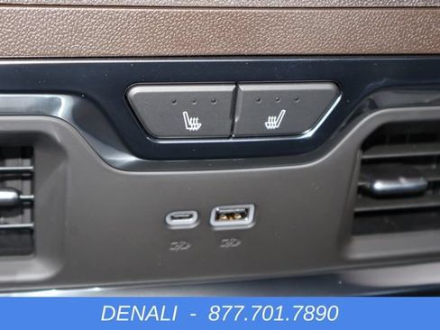 New 2026 GMC Sierra 3500 Denali w/ Denali Reserve Package AWD/4WD image 15
