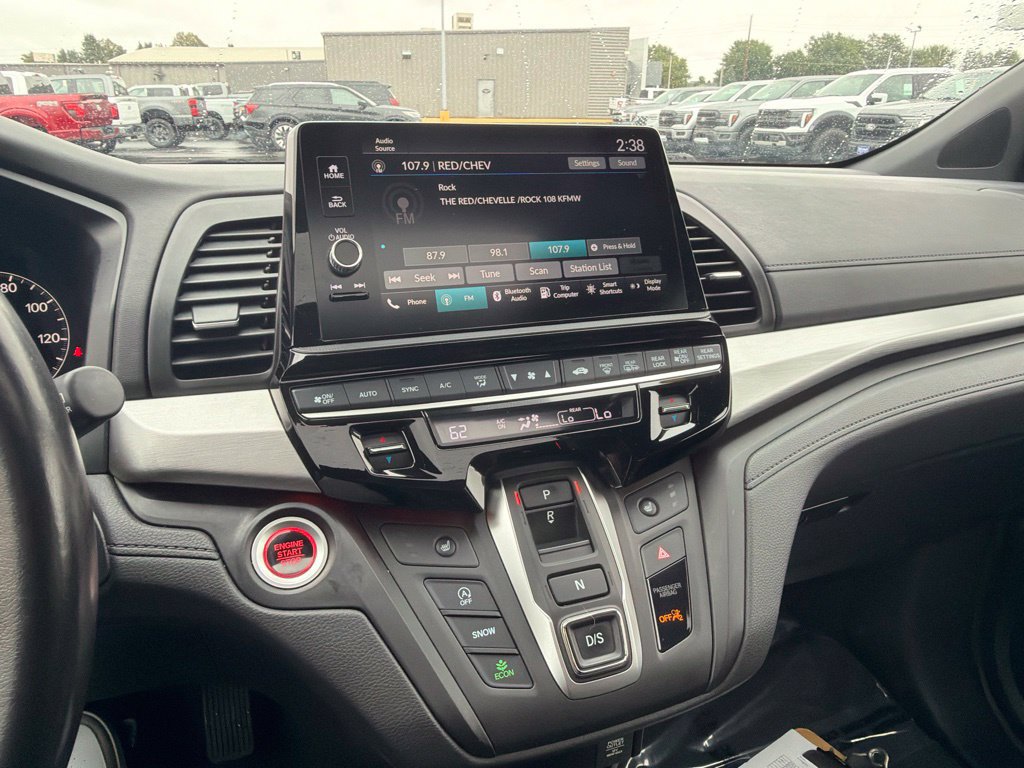 Used 2025 Honda Odyssey Sport-L image 19