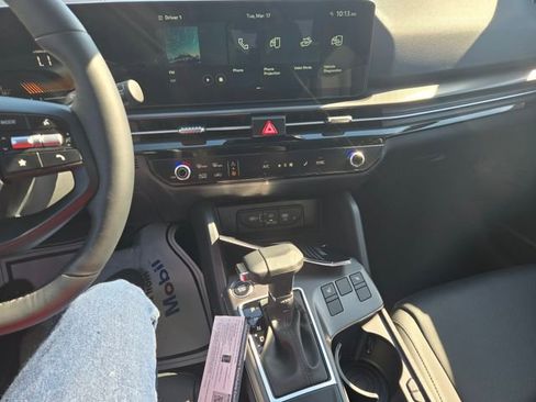 New 2026 Kia Sportage EX image 2