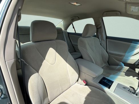 Used 2007 Toyota Camry LE FWD image 25