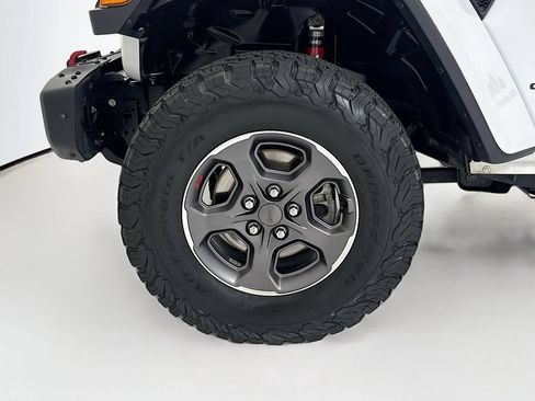 Used 2020 Jeep Gladiator Rubicon AWD/4WD image 31