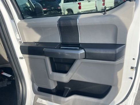 Used 2017 Ford F150 XLT w/ Trailer Tow Package image 22