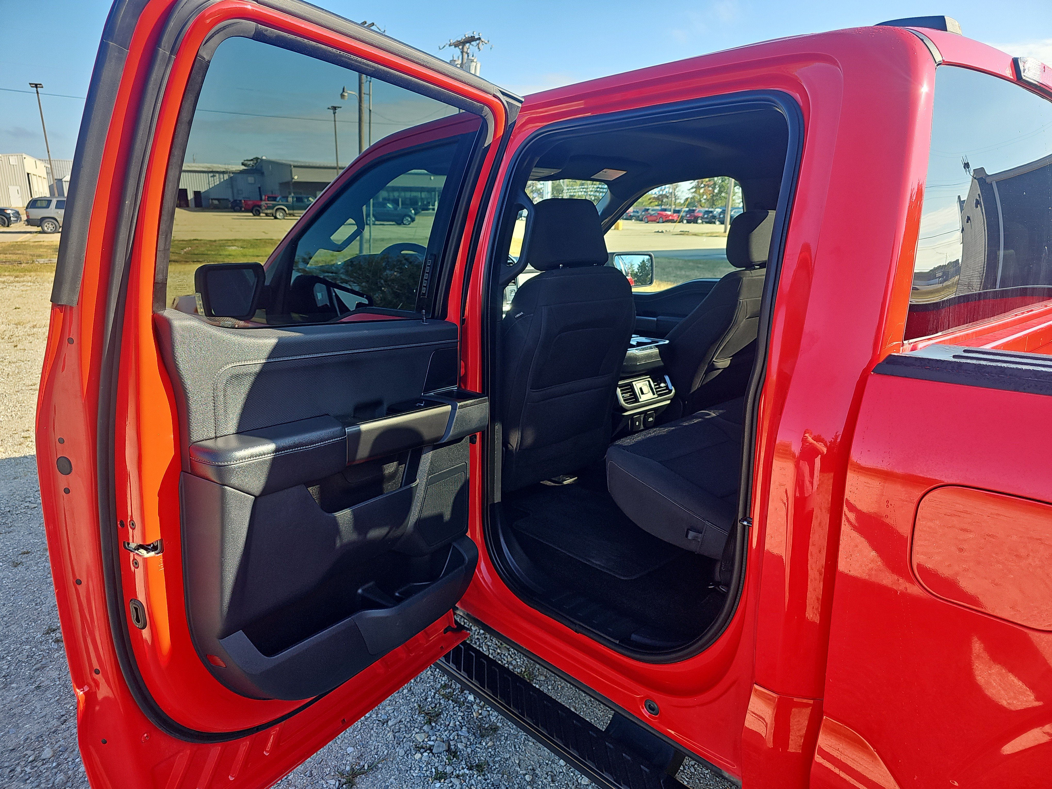 Used 2022 Ford F150 XLT w/ Equipment Group 302A High AWD/4WD image 13