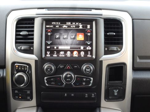 Used 2017 RAM 1500 Big Horn image 18