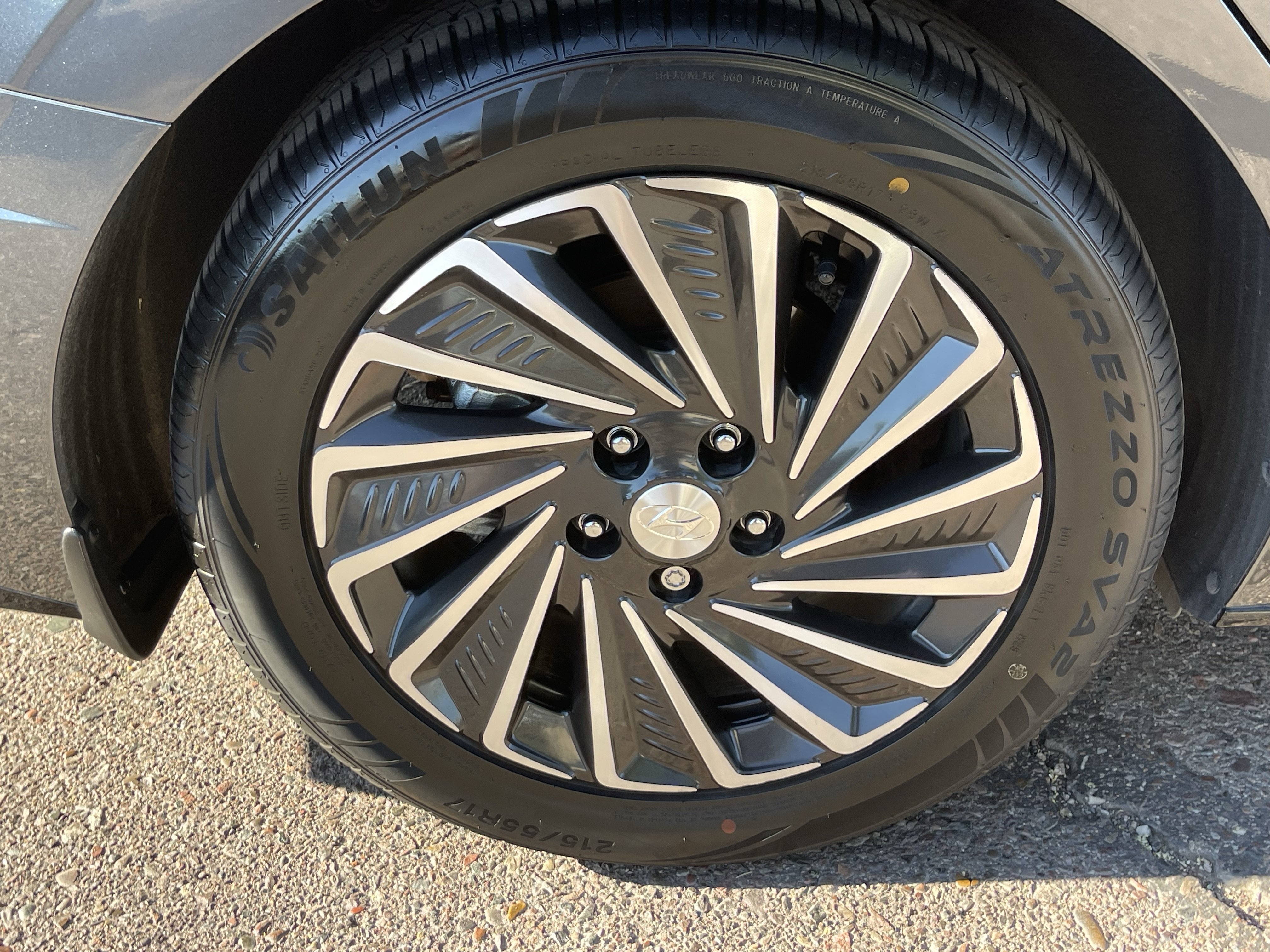 Used 2023 Hyundai Sonata Limited FWD image 10