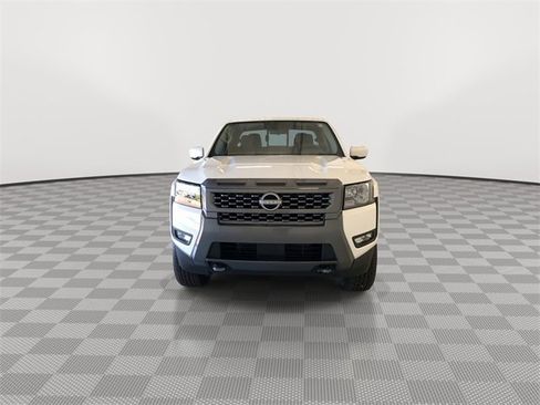 Certified 2025 Nissan Frontier SV w/ SV Convenience Package image 4