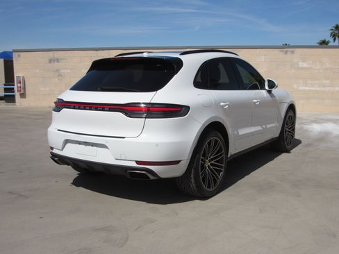 Used 2020 Porsche Macan Base image 5