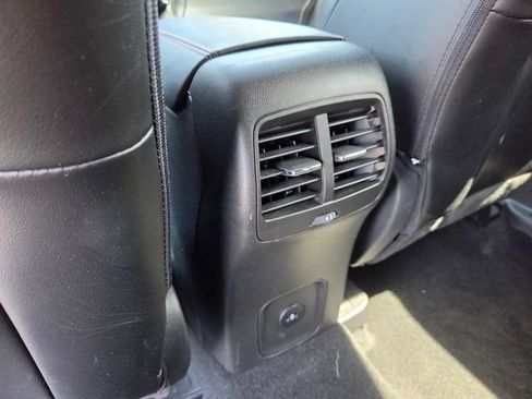 Used 2024 Ford Escape ST-Line w/ Tech Pack #1 AWD/4WD image 31