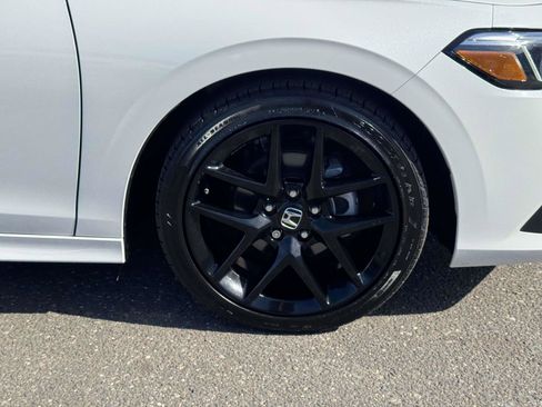 Used 2024 Honda Civic Sport image 8