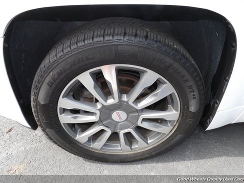 Used 2016 GMC Terrain Denali AWD/4WD image 11