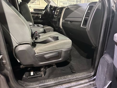 Used 2014 RAM 2500 SLT AWD/4WD image 4