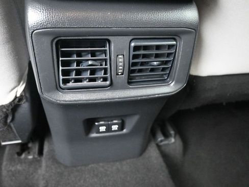 Used 2020 Toyota RAV4 XLE image 23