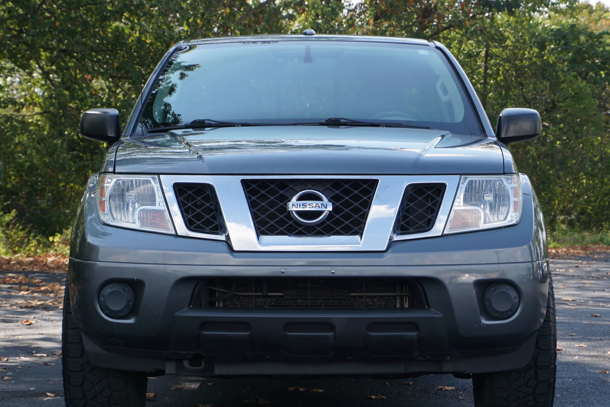 Used 2016 Nissan Frontier SV AWD/4WD image 2