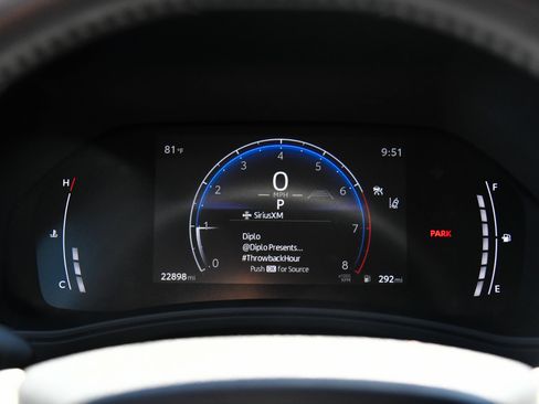 Used 2024 Toyota Grand Highlander FWD image 32