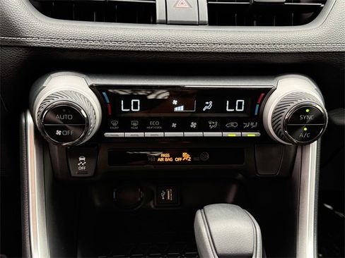 Certified 2025 Toyota RAV4 LE image 18