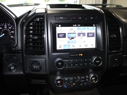 Used 2019 Ford Expedition Max Limited w/ Equipment Group 301A RWD image 20