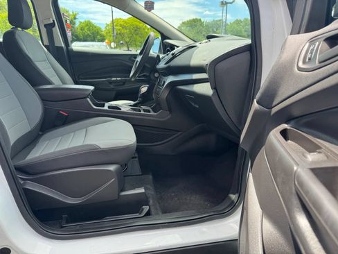Used 2019 Ford Escape S FWD image 17