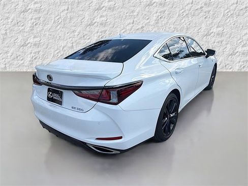 Used 2024 Lexus ES 350 F Sport image 3
