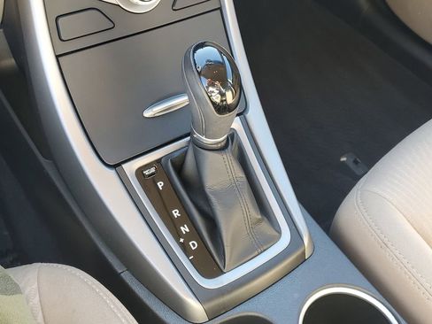 Used 2016 Hyundai Elantra SE image 34