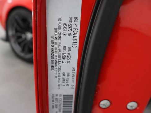 Used 2018 Dodge Challenger SRT Hellcat RWD image 70