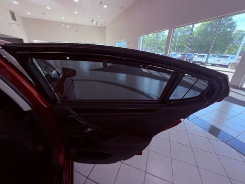 Used 2024 Lexus ES 300h Ultra Luxury w/ Accessory Package (Z2) FWD image 19
