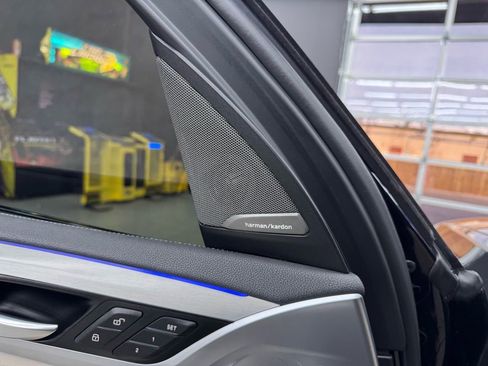 Used 2019 BMW X3 M40i image 22