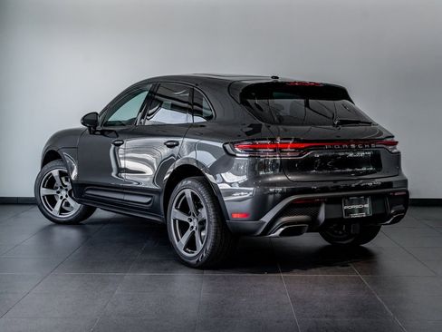 New 2025 Porsche Macan image 3