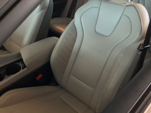 Used 2024 Hyundai Elantra Limited FWD image 29
