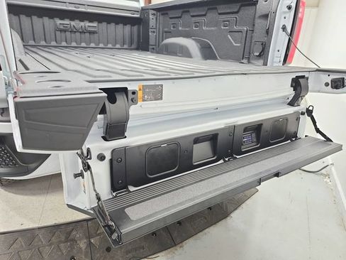 New 2026 GMC Sierra 2500 Denali Ultimate AWD/4WD image 49