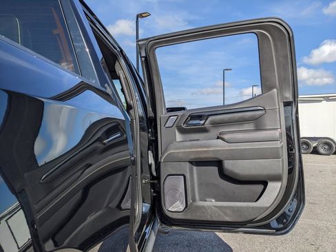 Used 2023 GMC Sierra 1500 AT4X image 60