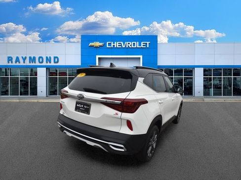Certified 2021 Kia Seltos S FWD image 3