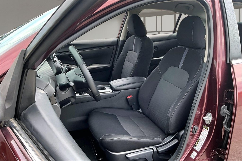Used 2024 Nissan Sentra SV w/ All-Weather Package FWD image 20