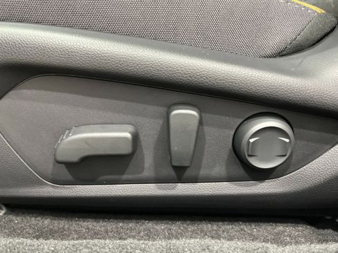 Certified 2025 Subaru Crosstrek 2.5i Sport w/ Crosstrek Mirror Package image 13