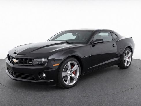 Used 2010 Chevrolet Camaro SS RWD image 19