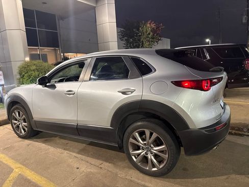 Used 2021 MAZDA CX-30 FWD 2.5 S w/ Select Package image 4