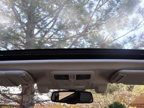 Used 2015 Subaru Forester 2.5i Premium AWD/4WD image 28