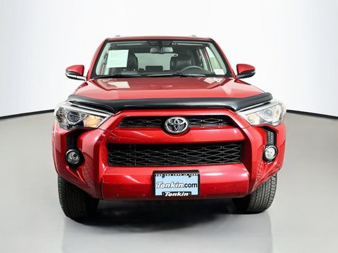 Used 2016 Toyota 4Runner 4WD image 2