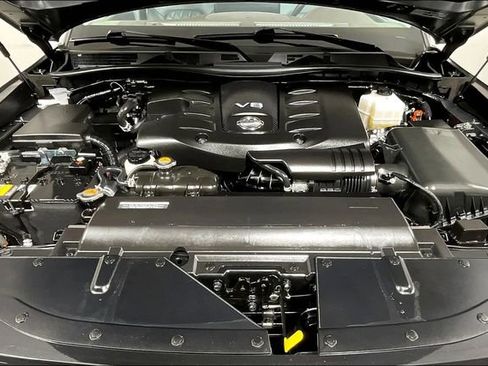 Used 2024 Nissan Armada Platinum w/ Captain's Chairs Package image 9