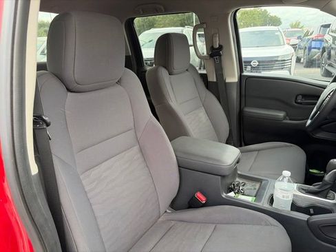 Used 2022 Nissan Frontier S w/ Technology Package RWD image 14