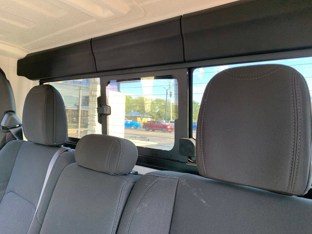 Used 2021 Jeep Gladiator Sport AWD/4WD image 29