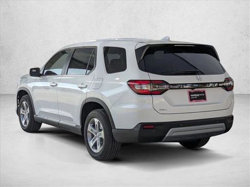 New 2025 Honda Pilot EX-L image 9