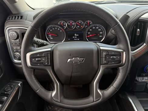 Used 2021 Chevrolet Silverado 1500 LT Trail Boss image 15